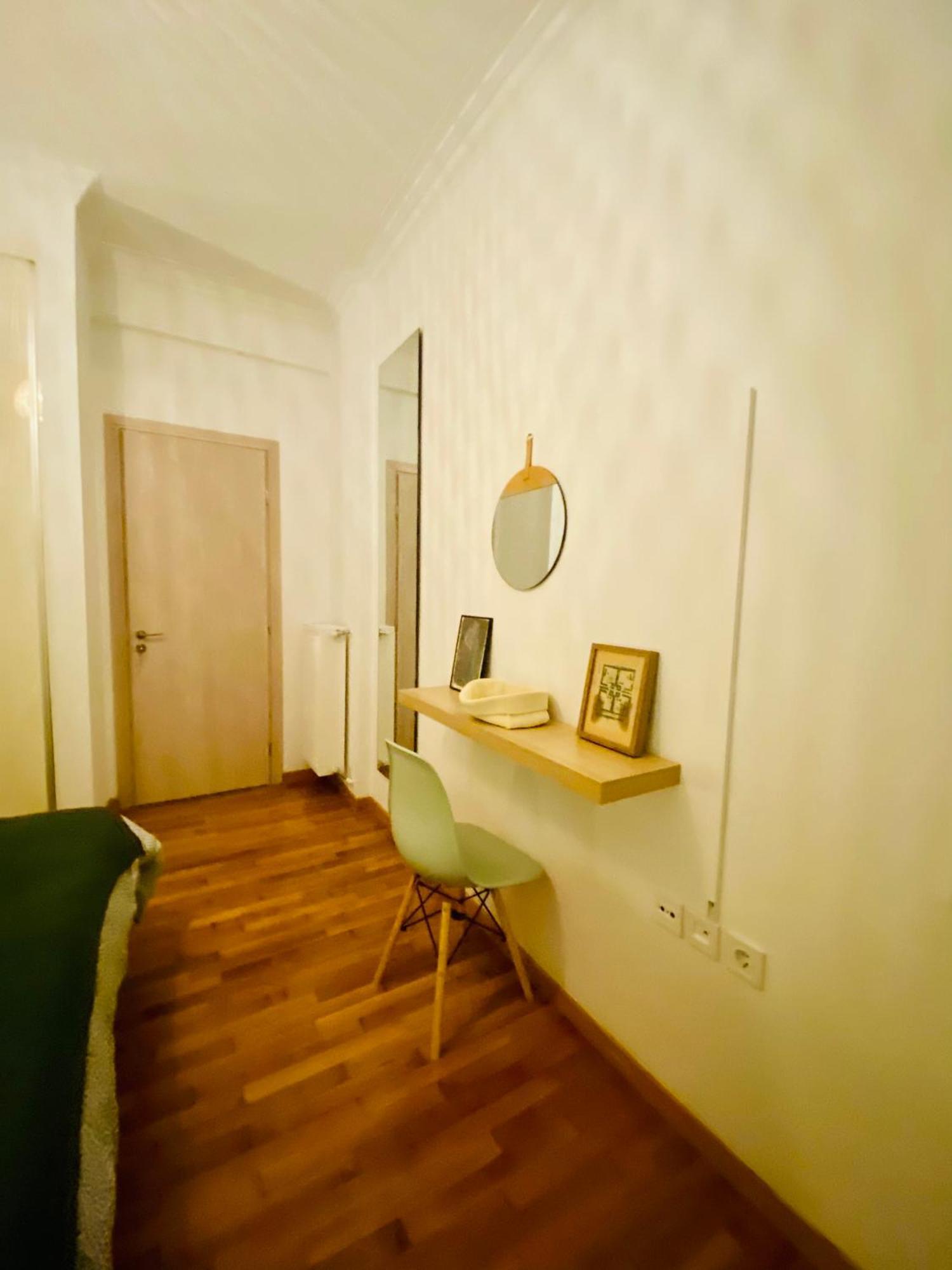 Antinoros Inn, Stylish Apartment,3' To Metro Athen Eksteriør billede