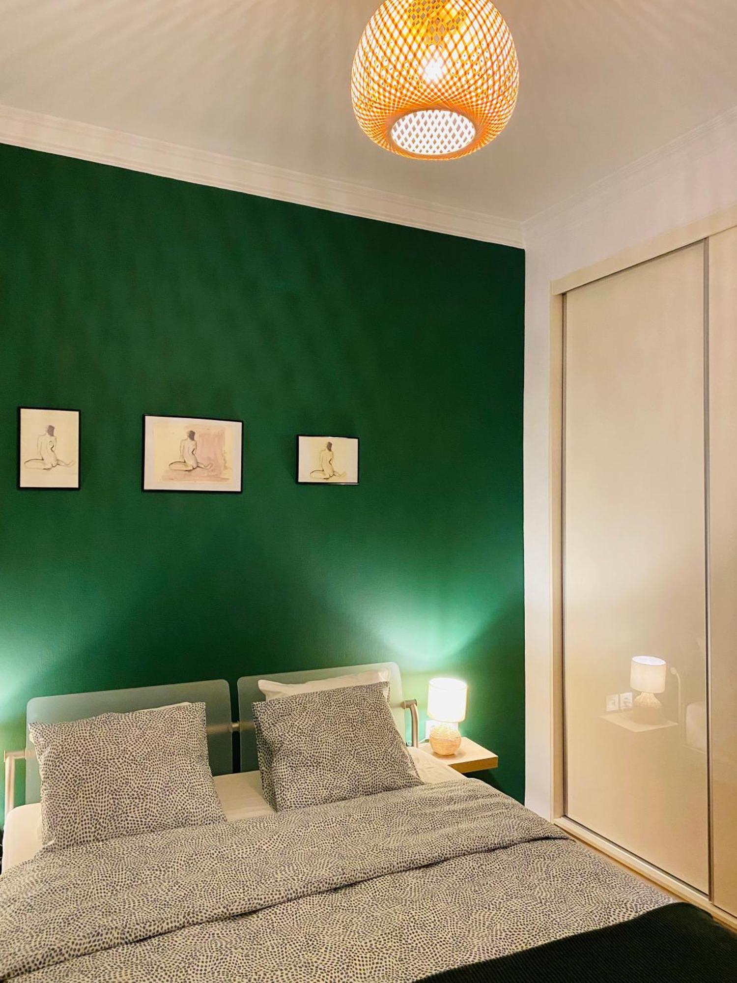 Antinoros Inn, Stylish Apartment,3' To Metro Athen Eksteriør billede