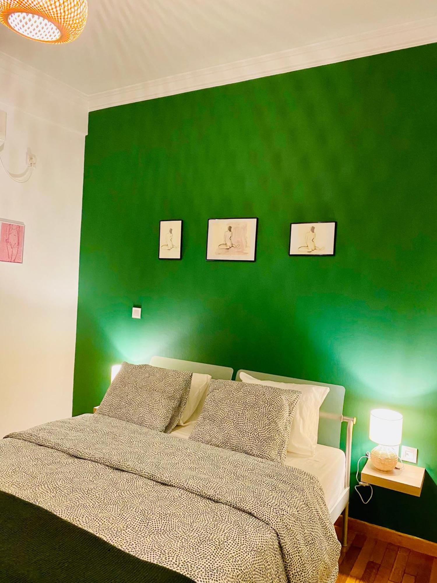 Antinoros Inn, Stylish Apartment,3' To Metro Athen Eksteriør billede