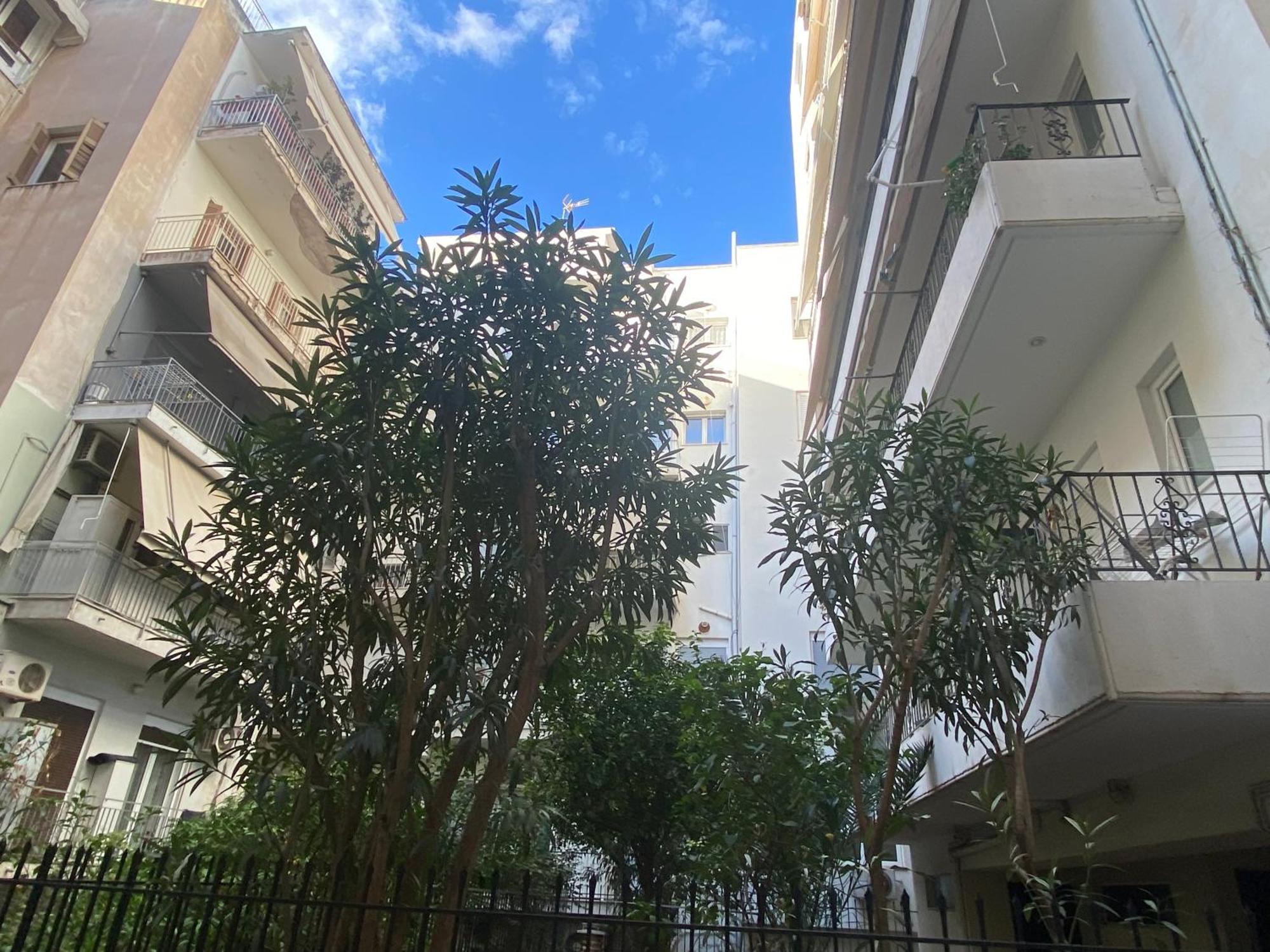 Antinoros Inn, Stylish Apartment,3' To Metro Athen Eksteriør billede